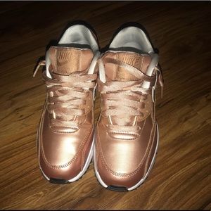 Nike Rose Gold Air Max